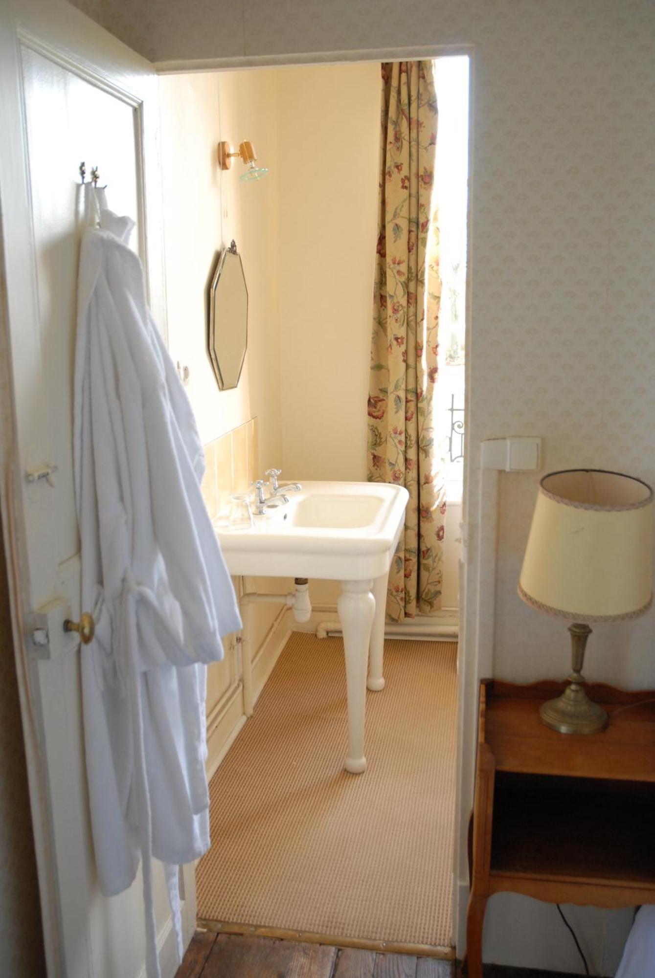 Chambres D'Hotes Chateau De La Puisaye Verneuil d'Avre et d'Iton Zewnętrze zdjęcie